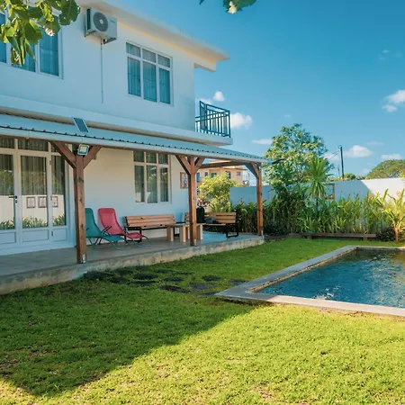 Red Fody Villa